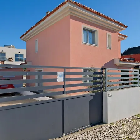 וילה Sunny Caparica House