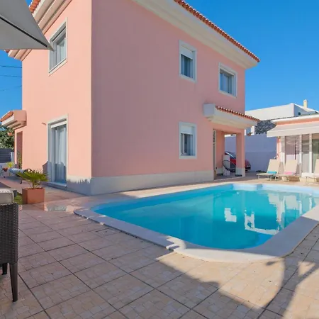 וילה Sunny Caparica House שארנקה