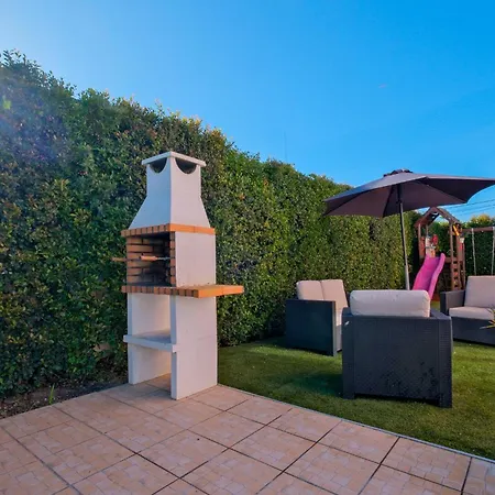 Sunny Caparica House *