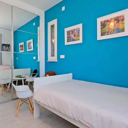 Sunny Caparica House *