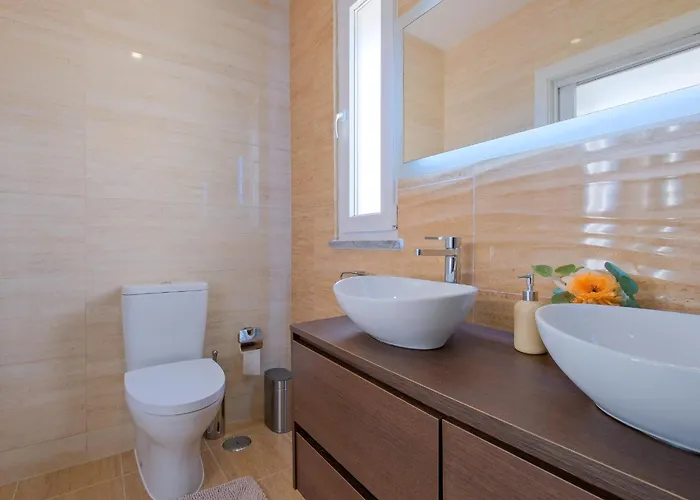 Sunny Caparica House Villa *