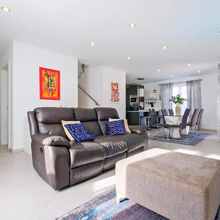 Sunny Caparica House *