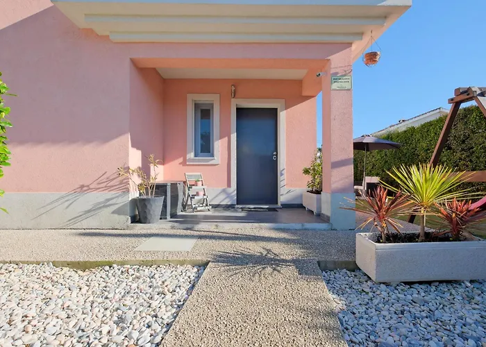 Sunny Caparica House