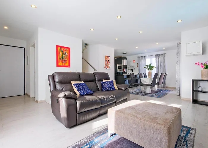 Sunny Caparica House *