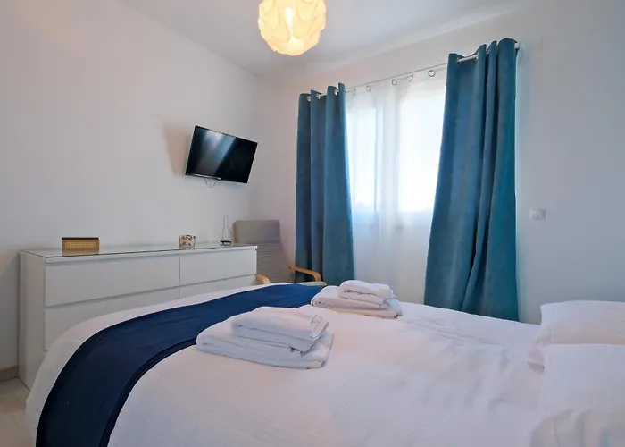 Sunny Caparica House *